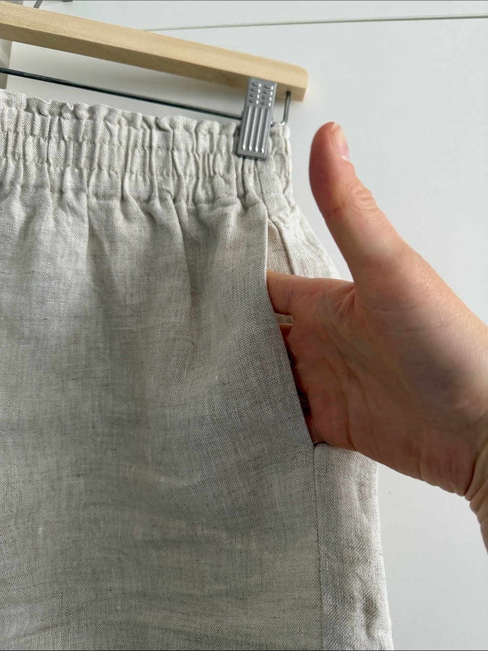 Mila Linen Short - Size Small - Picture 9 of 11